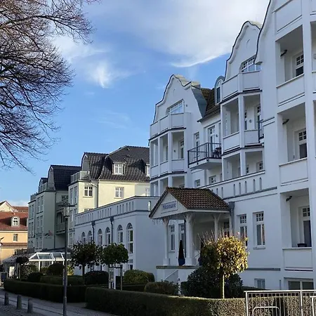 Luxury & Design With Sea View Semesterbostad